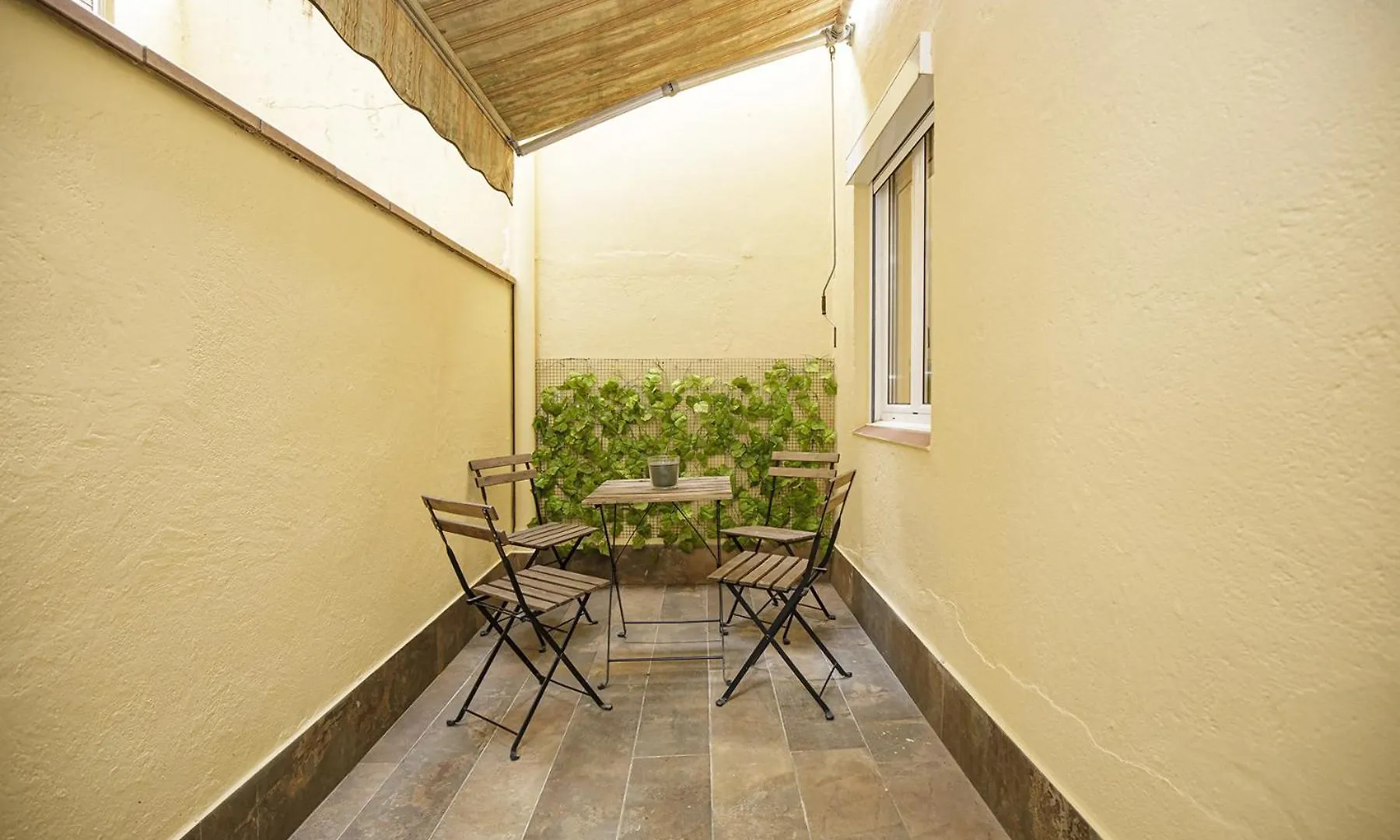 Apartamento Pedret En Girona 0*,  Spanien